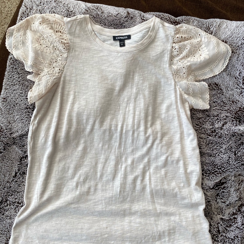 Express ivory beige lace eyelet sleeve tshirt